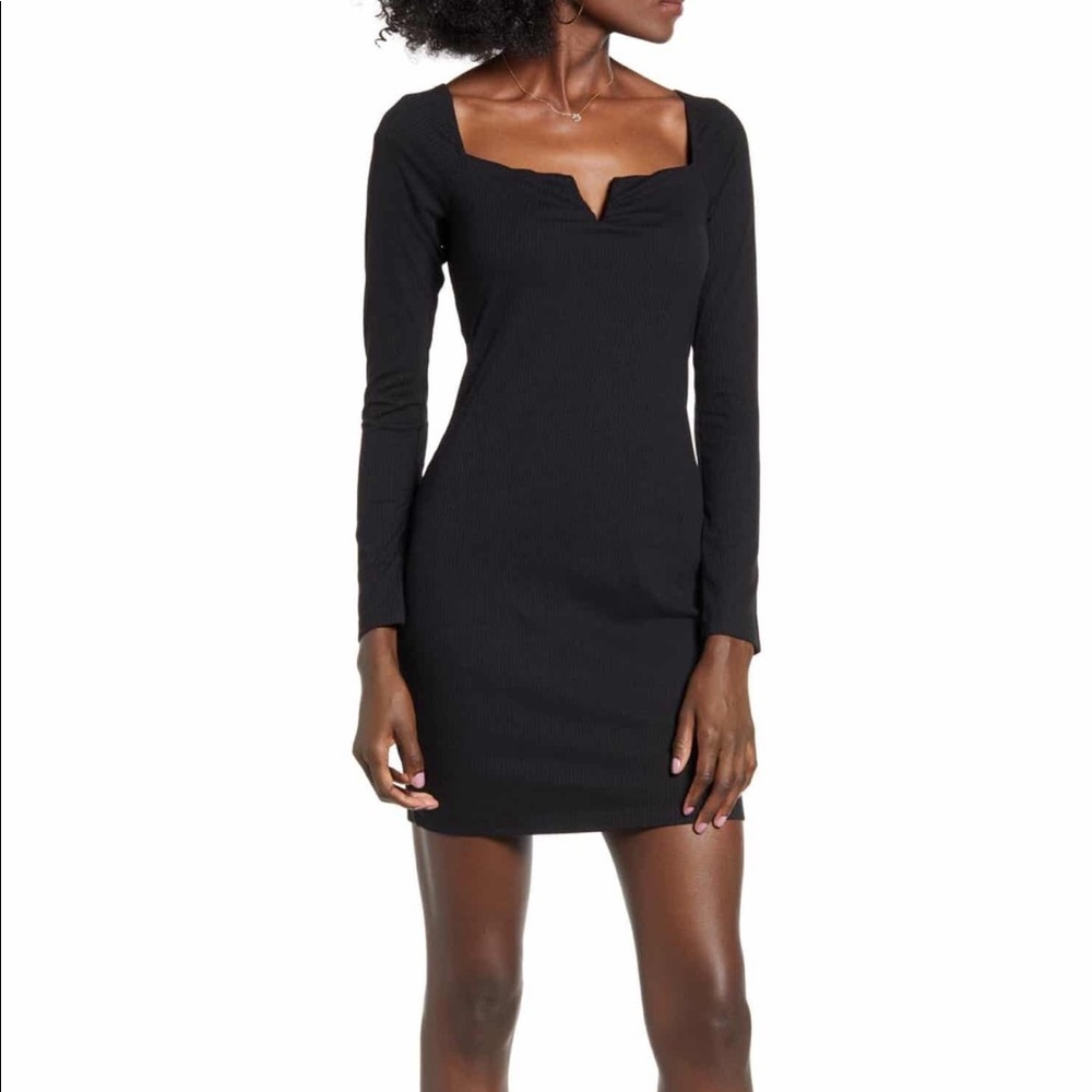 Row A Notch Neck Long Sleeve Bodycon Medium